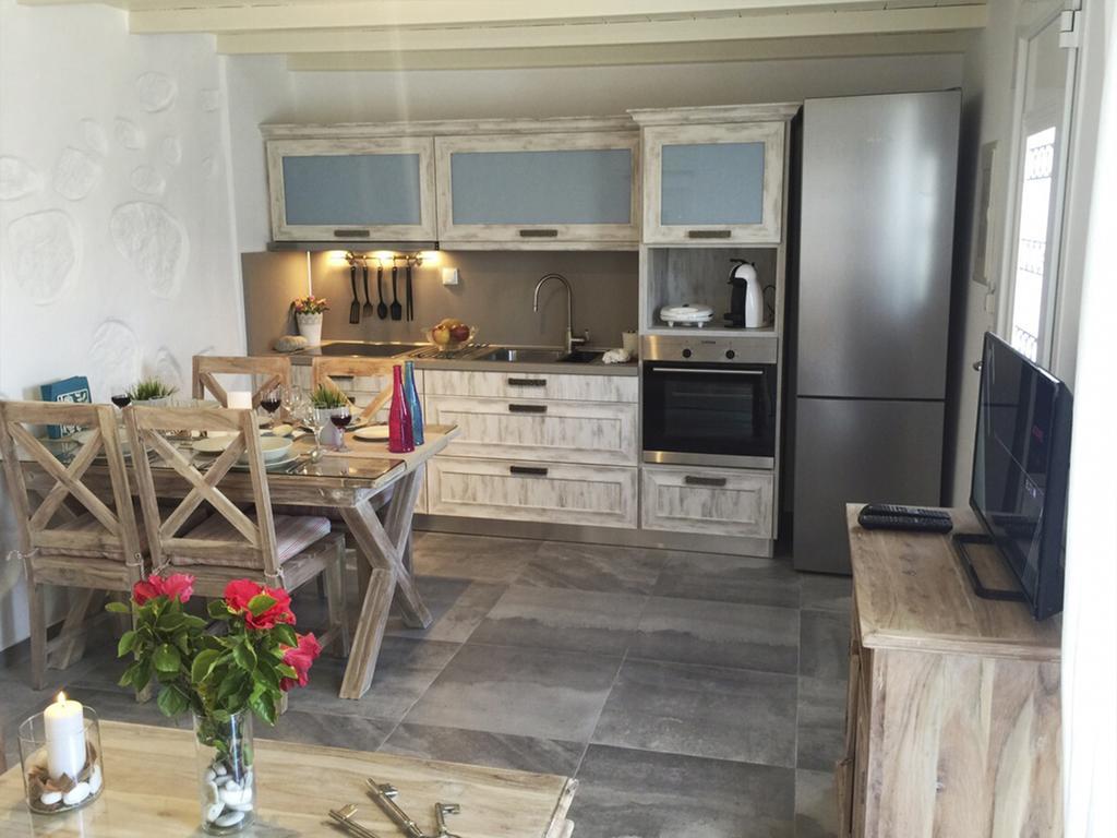 Lavish Suites Agios Ioannis Diakoftis Exterior foto